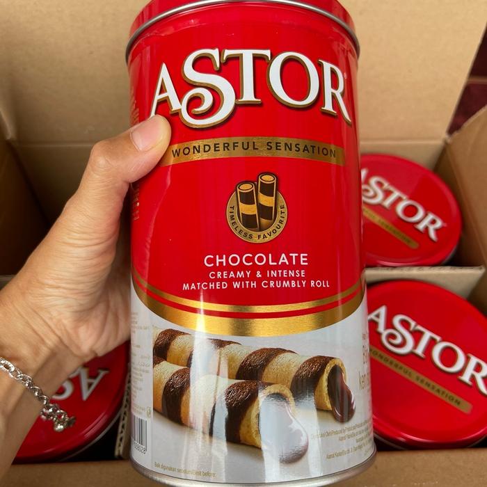 

Kuliner.Kita Agen Distributor Makanan Ringan Cemilan Snack Biskuit Wafer Astor Kaleng Besar
