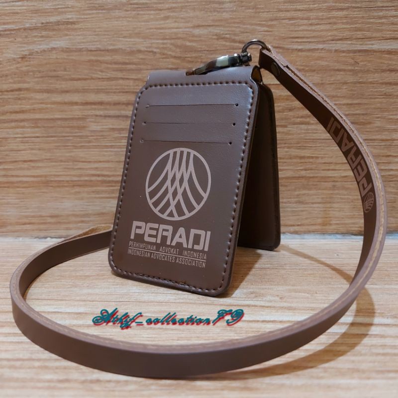 

Tempat Id Kulit PERADI Lipat Holder Id PERADI Kulit Lipat