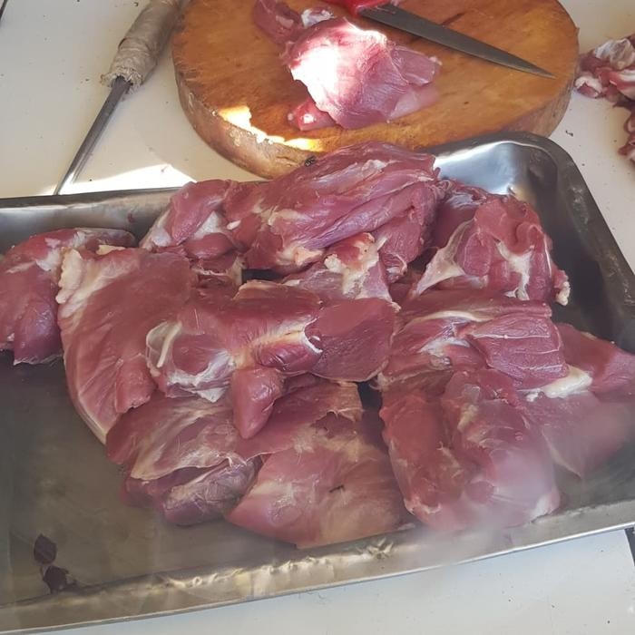 

Kirim,HariYgSama- Daging Kambing