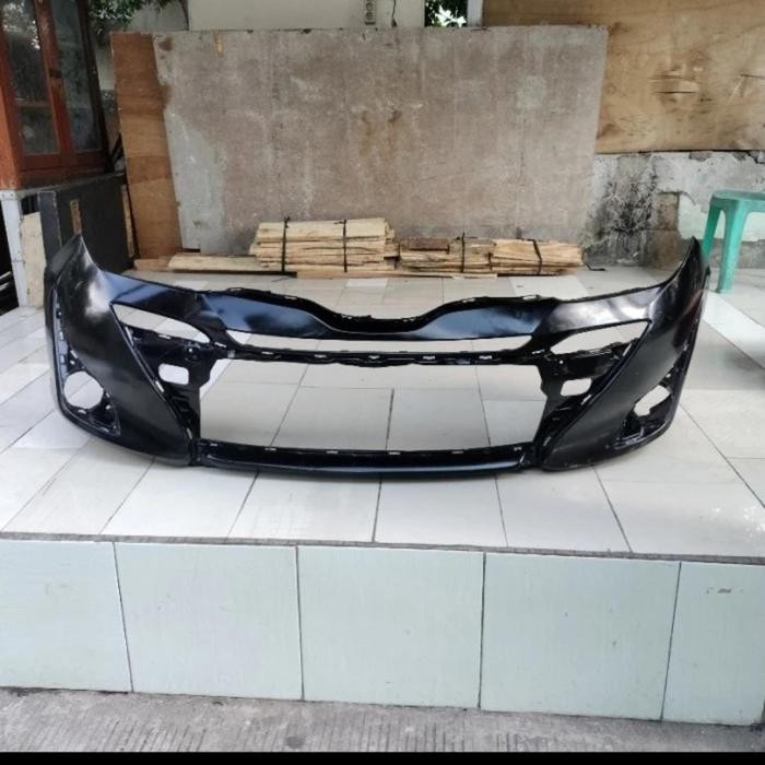 Bemper Depan Original Yaris 2019
