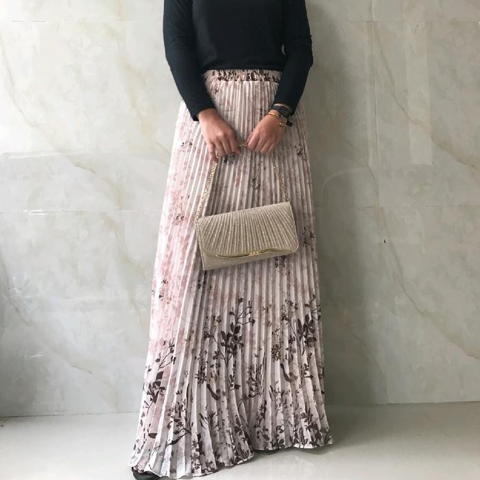 Busanae- Rok Plisket Motif Ceruty babydoll by Amerta Hijab skirt ceruti babydoll pinggang full