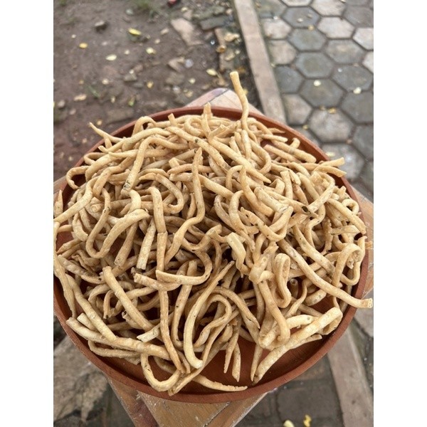 

Sajiandapur Stik Bawang Pedas Daun Jeruk 1Kg Bikin Ketagihan