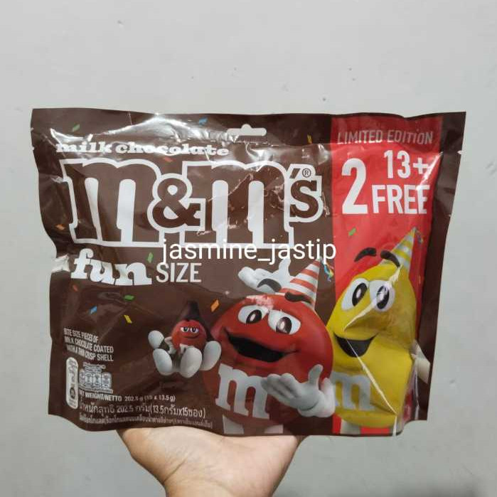 

Sajiandapur M&M Chocolate Fun Size Cokelat Susu Exp