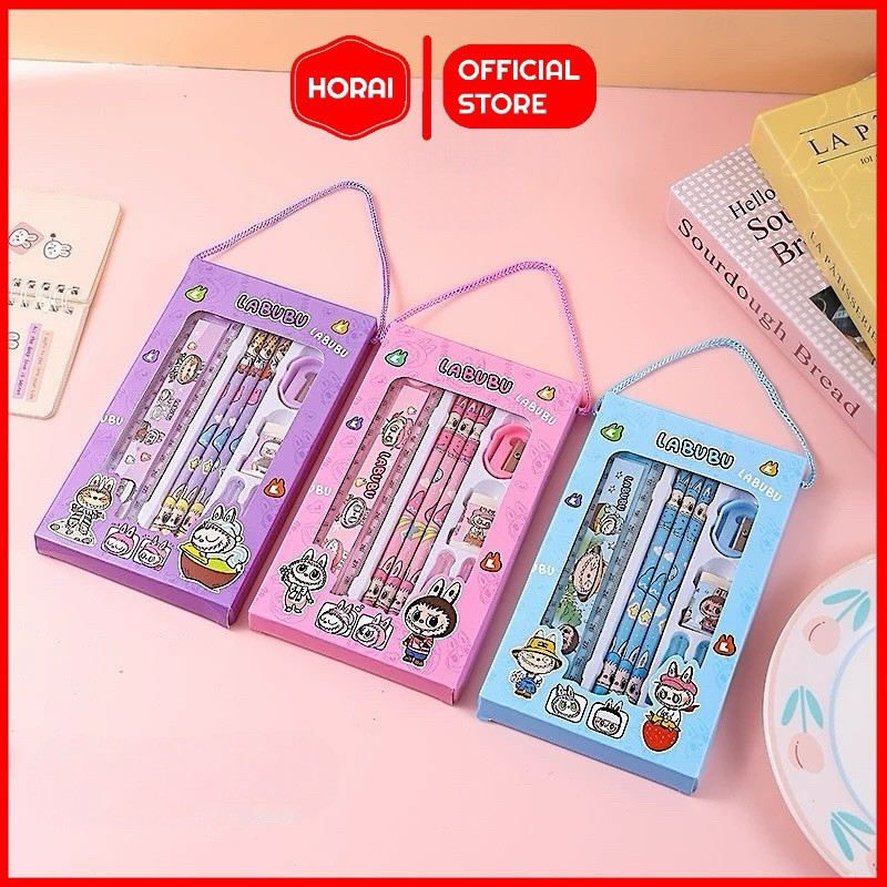

UM1 Stationery Set Labubu Alat Tulis Pensil Penggaris Penghapus Sekolah Paket Kado Ultang Tahun Anak