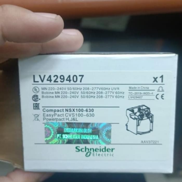 Uvt / Uvt Schneider Mn Lv429407 Nsx/Cvs 220V