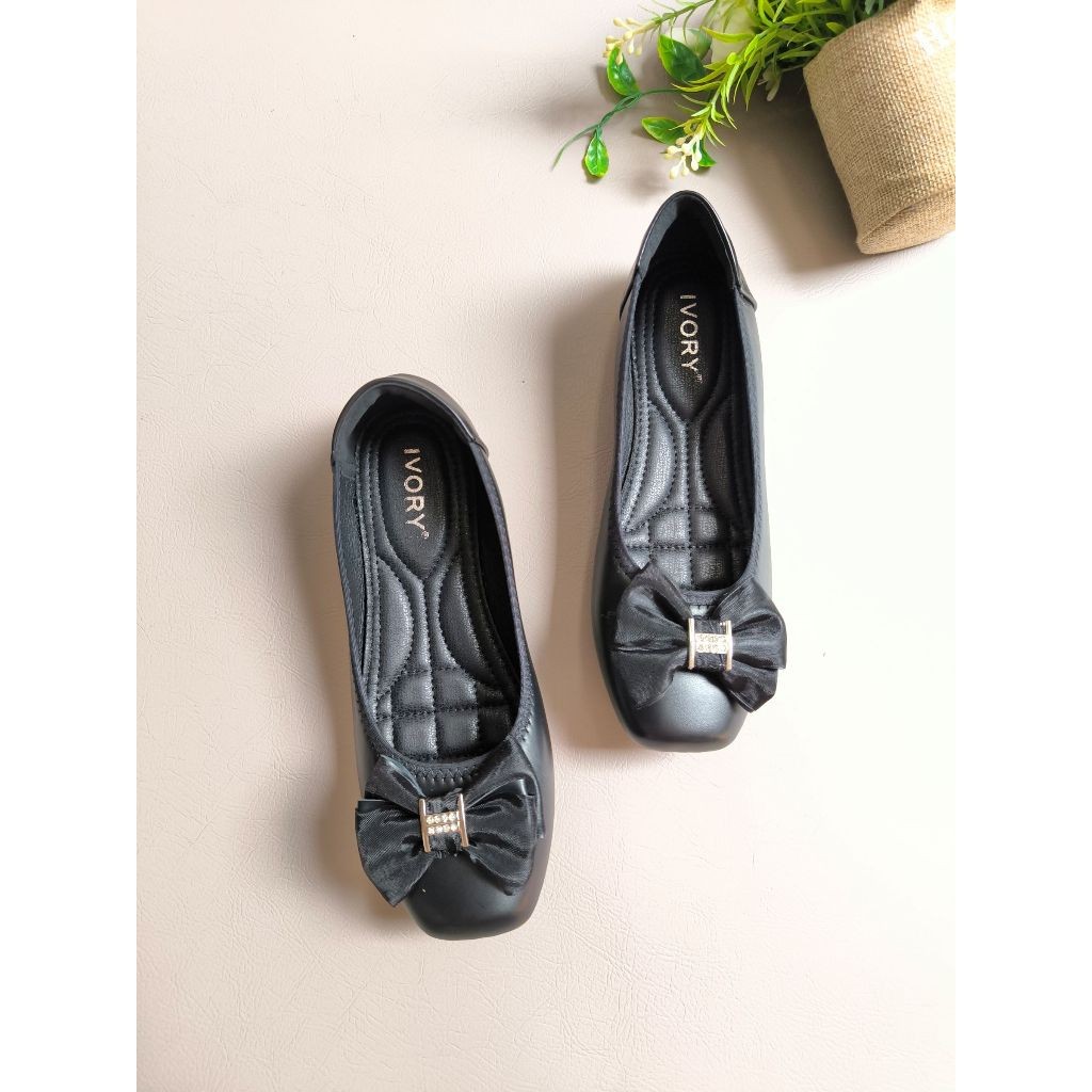 IVORY Sepatu Flat Wanita Ballet Pita Lentur 888-V1