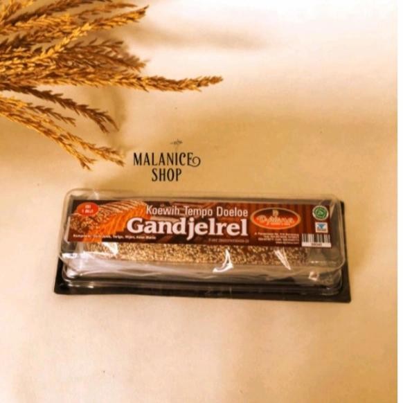 

Ganjel Rell Dyriana Bakery Oleh oleh Semarang