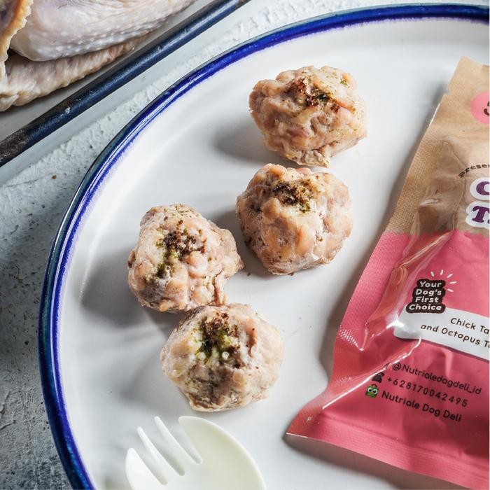 

CHICTAKO BY @NUTRIALEDOGDELI_ID