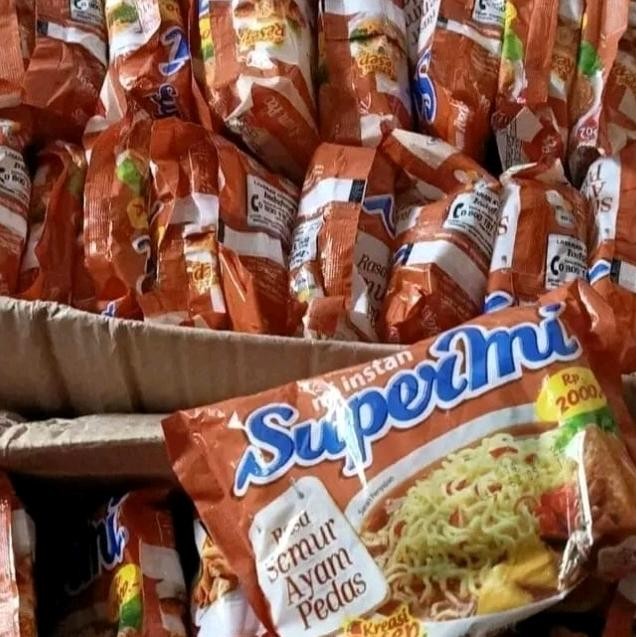 

Ready Mie Supermi Semur Ayam Kuah Pedas Isi 1 Dus 40 Pcs Food Noodles Instan