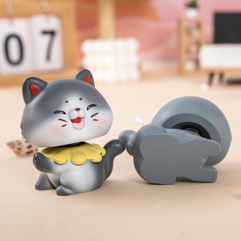 PAJANGAN KUCING MOBIL KEPALA GOYANG/ KUCING TUTUP MUKA / PAJANGAN KUCING LUCU / PAJANGAN CAT /