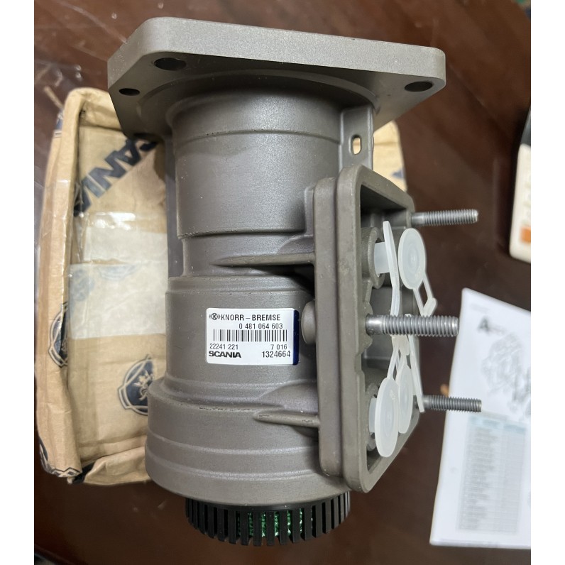 0 481 061 603 / 0481064603 FOOT BRAKE VALVE SCANIA