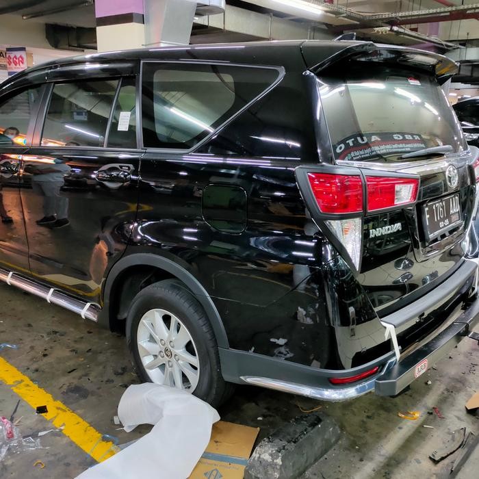 Bodykit Venturer Innova reborn original