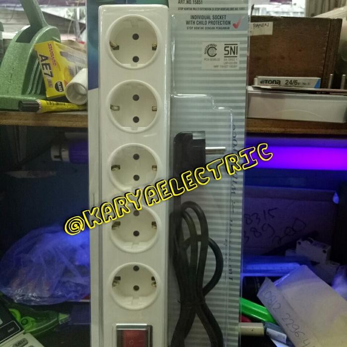 Stopkontak / Stop Kontak Broco 5Lb + Saklar + Kabel 15851