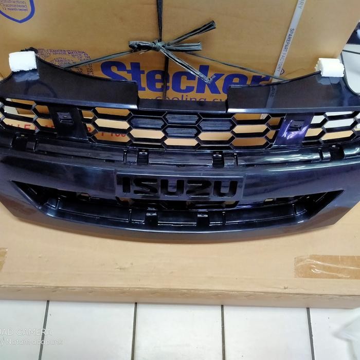 GRILL RADIATOR ISUZU PANTHER KAPSUL FACELIF ORIGINAL HITAM