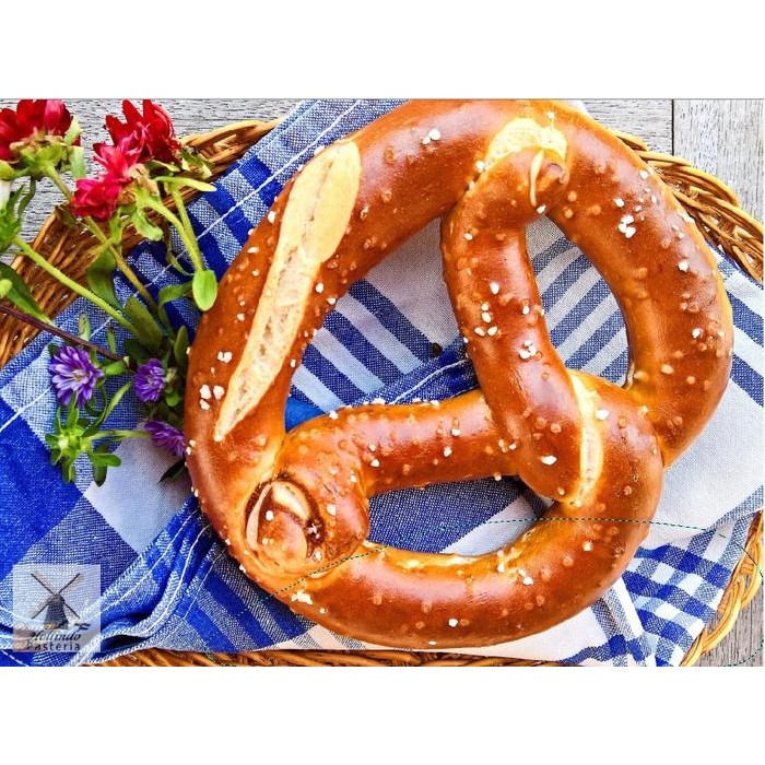 

PastikanTerjaminMutunya- AUTHENTIC, SOFT GERMAN PRETZELS (BREZELN)