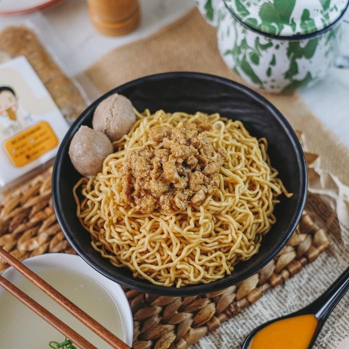 

SemuAReadyYaB0Zq- MIE BAKSO Humble Mie