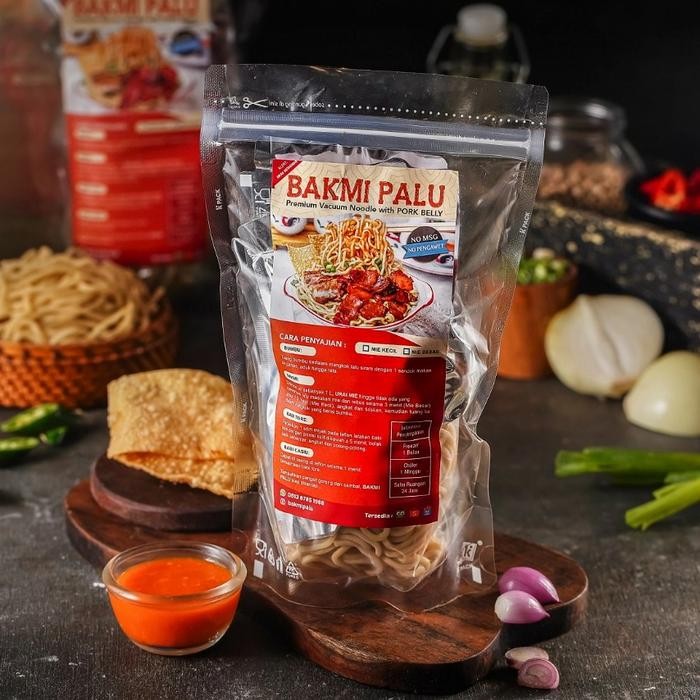 

BnyKBonusBelidiMari- BAKMI PALU pouch with pork belly