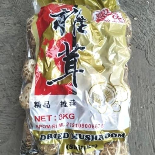 

BnyKBonusBelidiMari- Jamur Shiitake Hioko Kering Tebal Ukuran Besar Kemasan 100gr