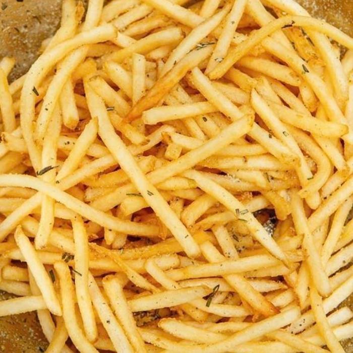 

BnyKBonusBelidiMari- McCain Favorita French Fries Thin Cut /Kentang Goreng Shoestring 2,5kg