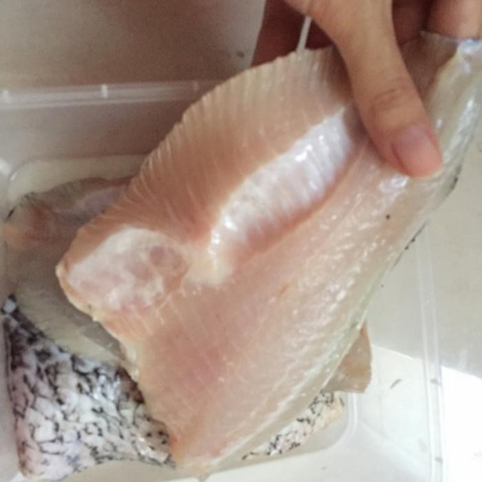 

PastiFreShNya- ikan gurame fillet 1000 gram