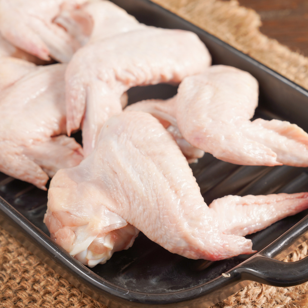 

Sreeya Ayam Nanas Sayap Ayam Tidak Beku 440 - 460 gram