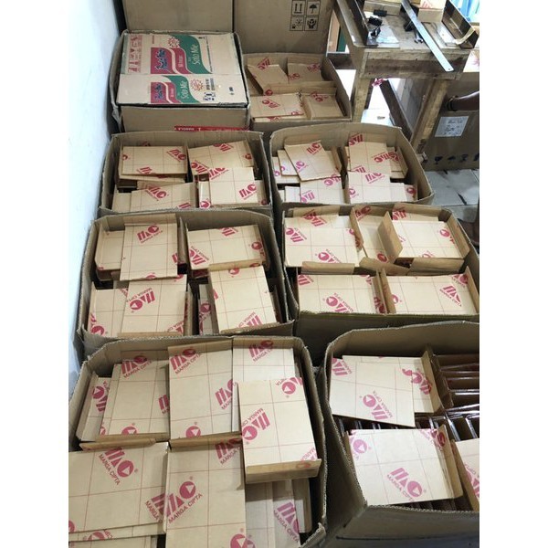

[READY] TEMPAT BROSUR / TENT HOLDER / TENT CARD AKRILIK DISPLAY A4 MODEL L