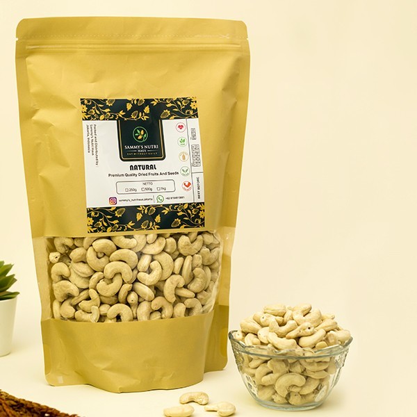 

Raw Cashew Premium Natural 1kg (Kacang mede / Kacang Mete Mentah) Terlaris