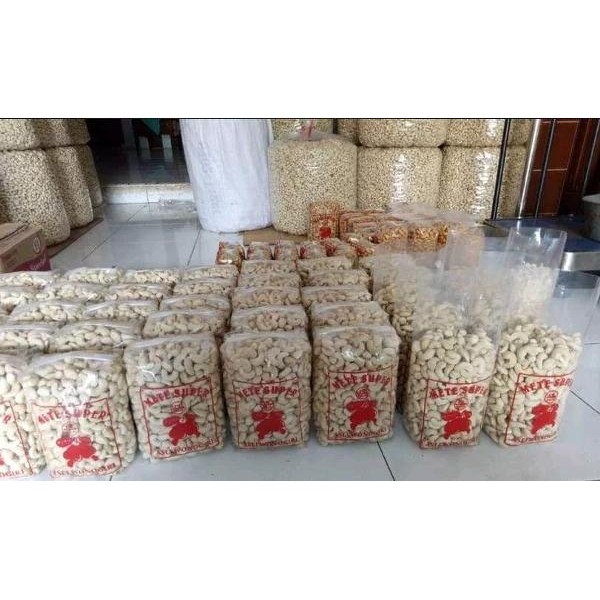 

kacang mete mentah sauper 1 kg Terlaris