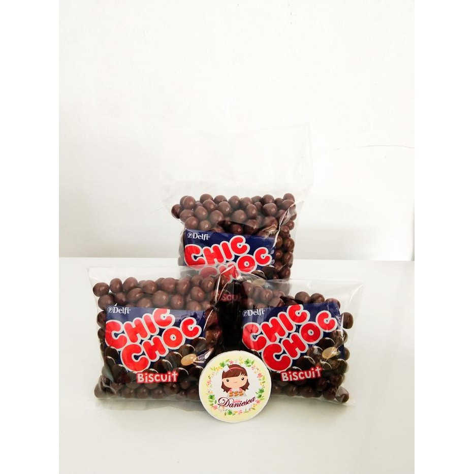 

.500Gr Coklat Delfi Chic Choc Isi Biskuit Chocolate Cokelat Cemilan