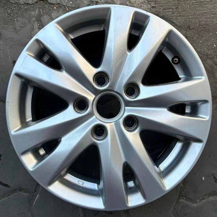 Velg mobil suzuki ertiga R15 oem