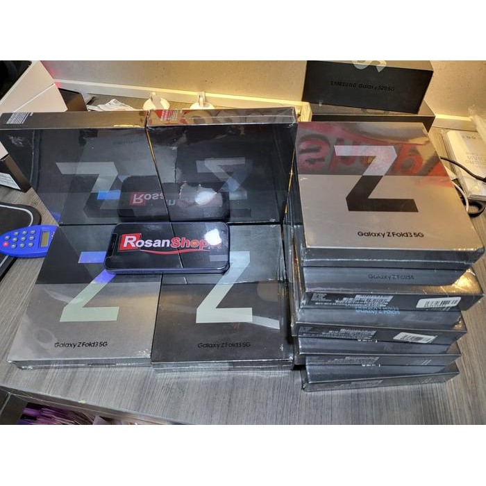 Gadgetra- Fold 3 5G - Samsung Galaxy Z Fold3 - 512Gb/256Gb Bnib