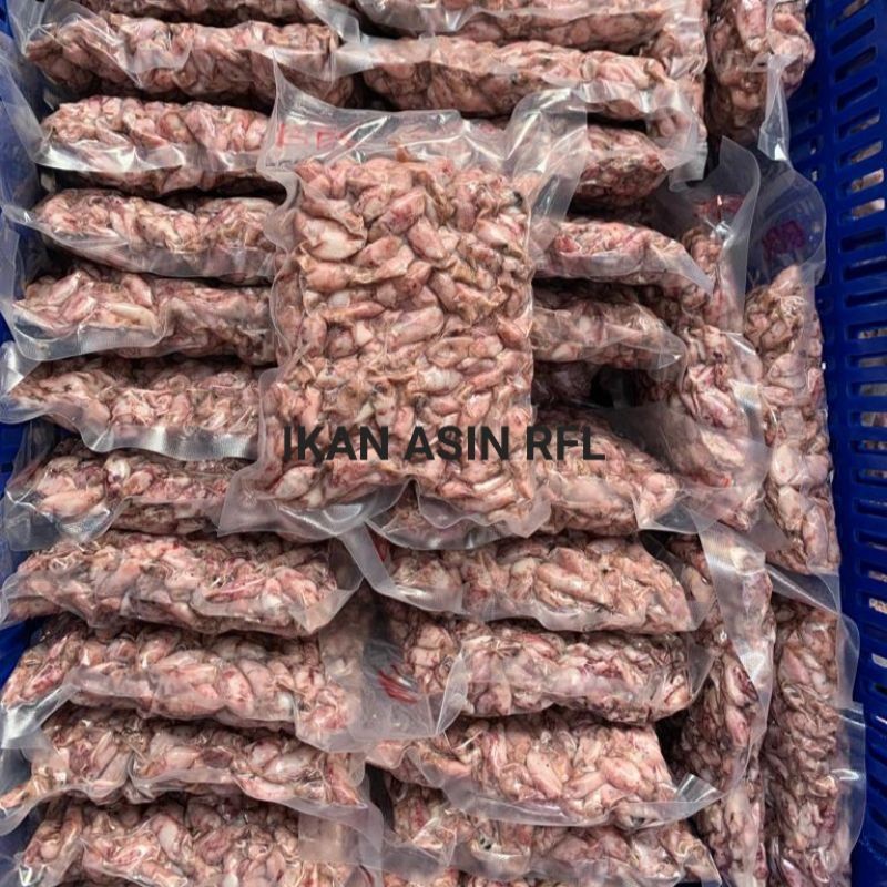 

ikan asin / cumi asin / beby cumi rebus 500 gram