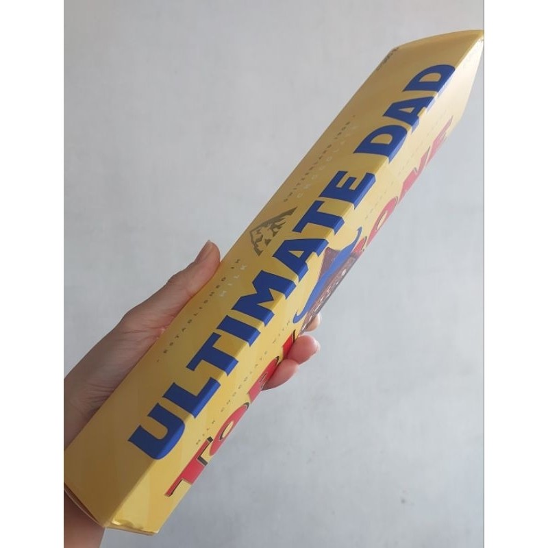 

Restokobar Toblerone Milk Chocolate With Honey & Almond Nougat / Crunchy Almond / Orange Twist 360G