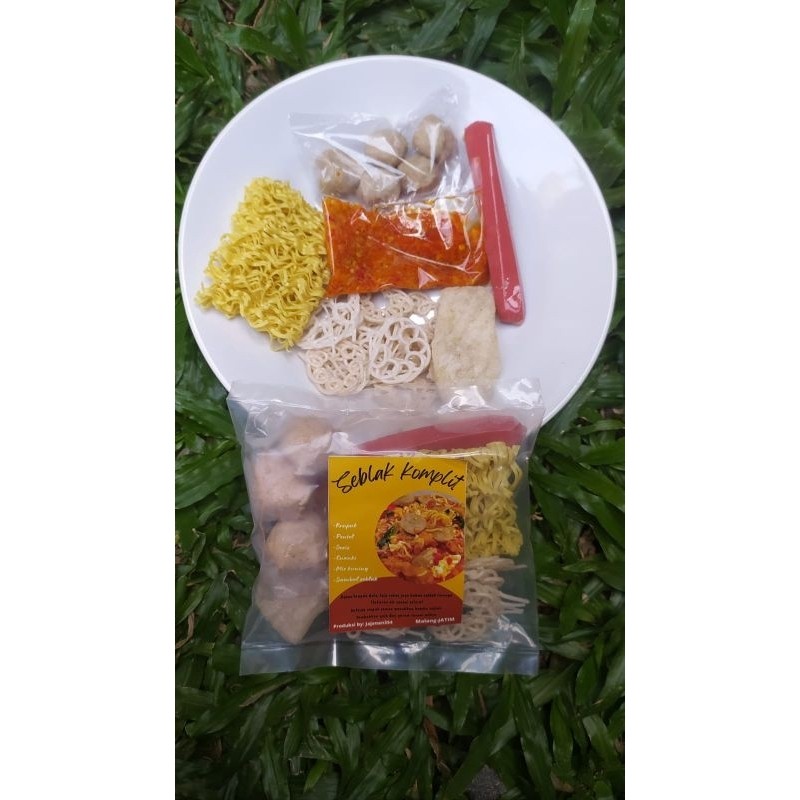 

Restokobar Seblak Komplit Jajanan / Makanan Milenial Viral / Halal Foods / Sosis / Kerupuk / Extra