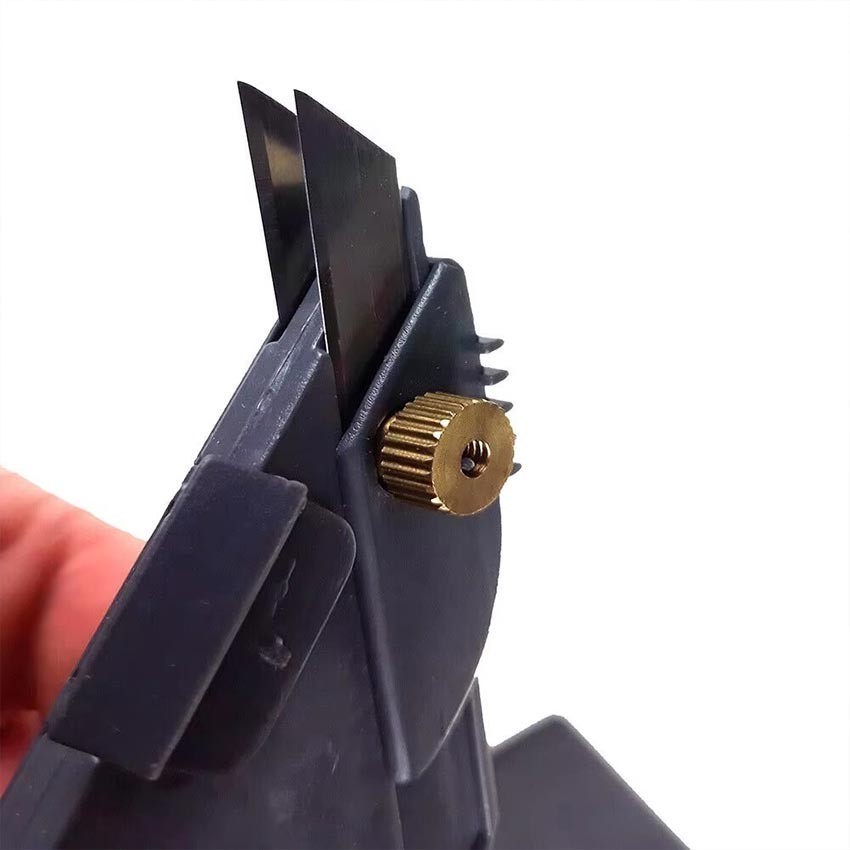 

Styrofoam Cutter 45 Derajat 90 Derajat Multifungsi for Art Pictures Frame Foam / Potong Gabus / Alat