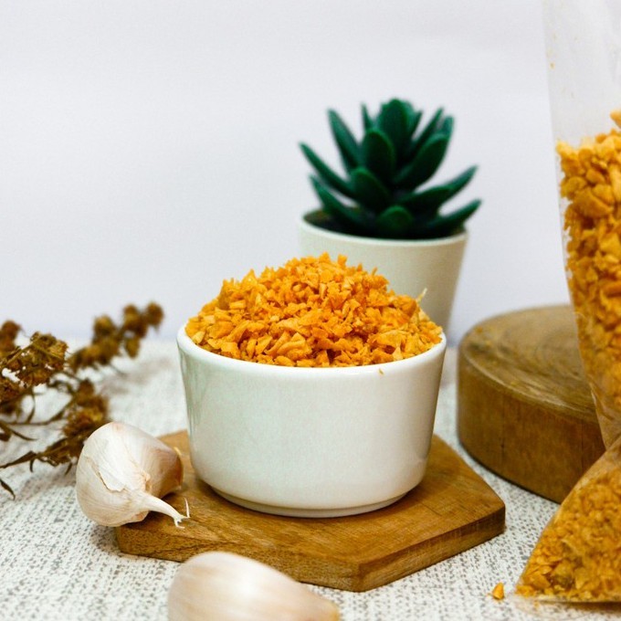 

Bawang Putih Goreng Jojo cincang 500gr Firsthand