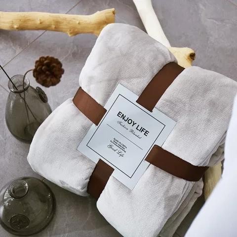 Selimut Bulu Tebal Polos warna 160*200 - Putih / white