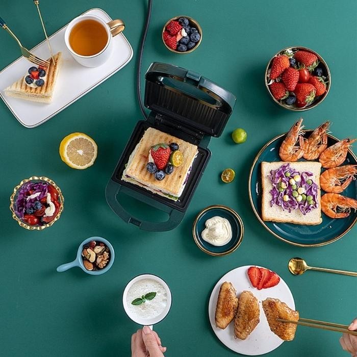 Breakfast Sandwich Maker Pemanggang Roti Toaster / Panggangan Roti Bakar Listrik Alat Panggang Roti