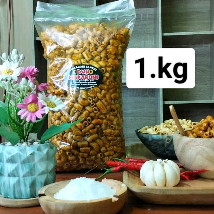 

DVN MAKARONI BANTET KHAS TASIKMALAYA 1KG Snacks Pedas Cemilan