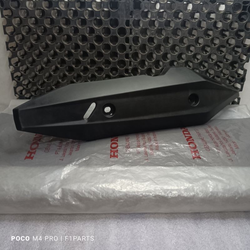 Cover knalpot Vario 125 150 LED/tutup knalpot Vario 150 LED/cover knalpot Vario Original