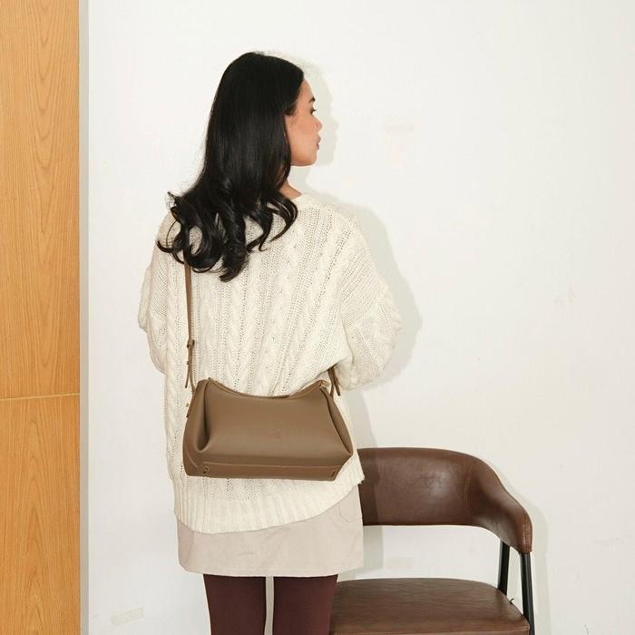 PRIOR BAGS - MOLLY BAG (TAS WANITA)