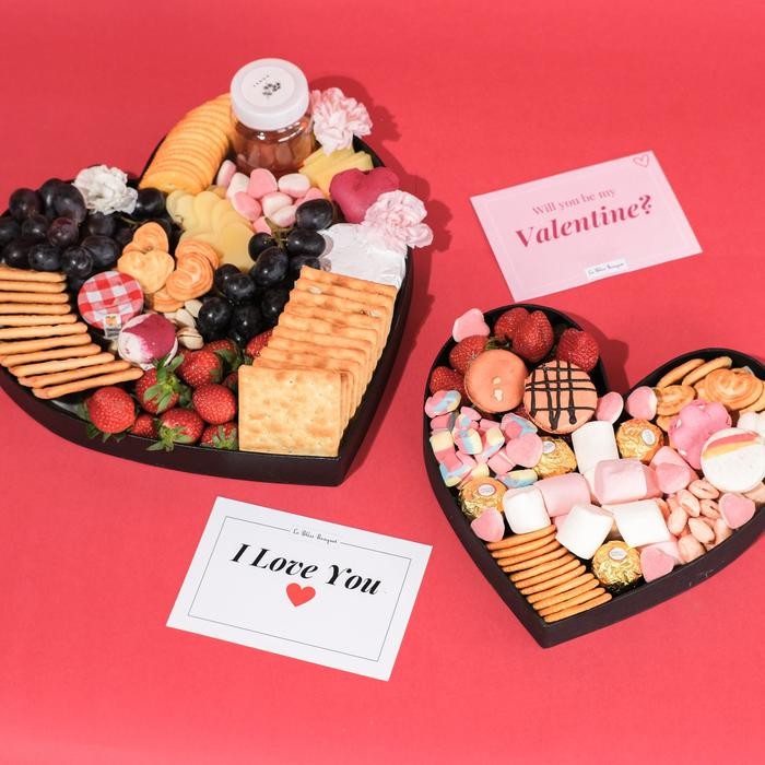 

YOUBBYSHOP HEART VALENTINE PLATTER CHEESE PLATTER CHARCUTERIE BOARD BY LE BLISS VALENTINE HAMPER