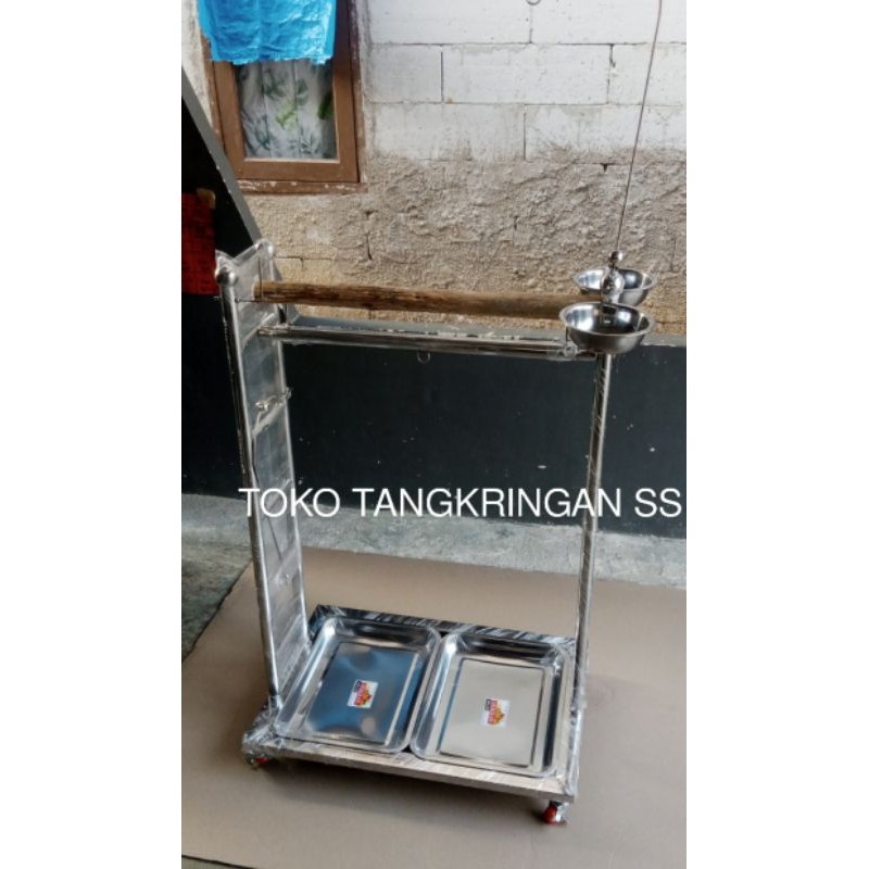 TANGKRINGAN BURUNG KAKATUA/MACCAW