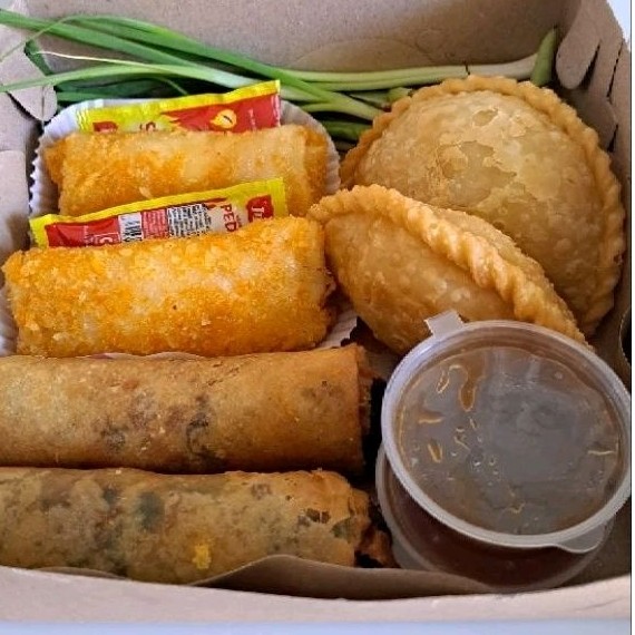 

Csp - Lumpia Rebung dan Pastel ayam froze/masak