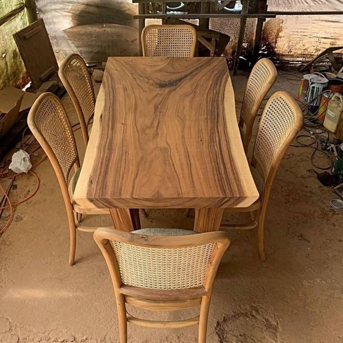 Meja Makan Kayu Utuh Kursi Rotan Kayu Jati Meja Makan Kayu Minimalis