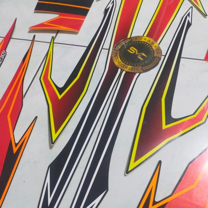 STICKER STRIPING LIS BODY SET SUZUKI SMASH NEW 110 SR 2007 MERAH HITAM ORIGINAL