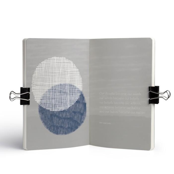 

Big Boss - Papermark A5 Navy (Mindful Journal)