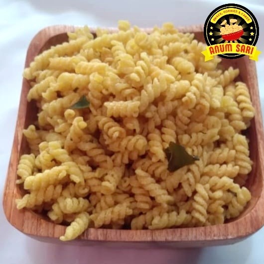 

Olivoliv Snack Makaroni Spiral Ulir Bantet Rasa Original Gurih 250 Gram - Anum Sari