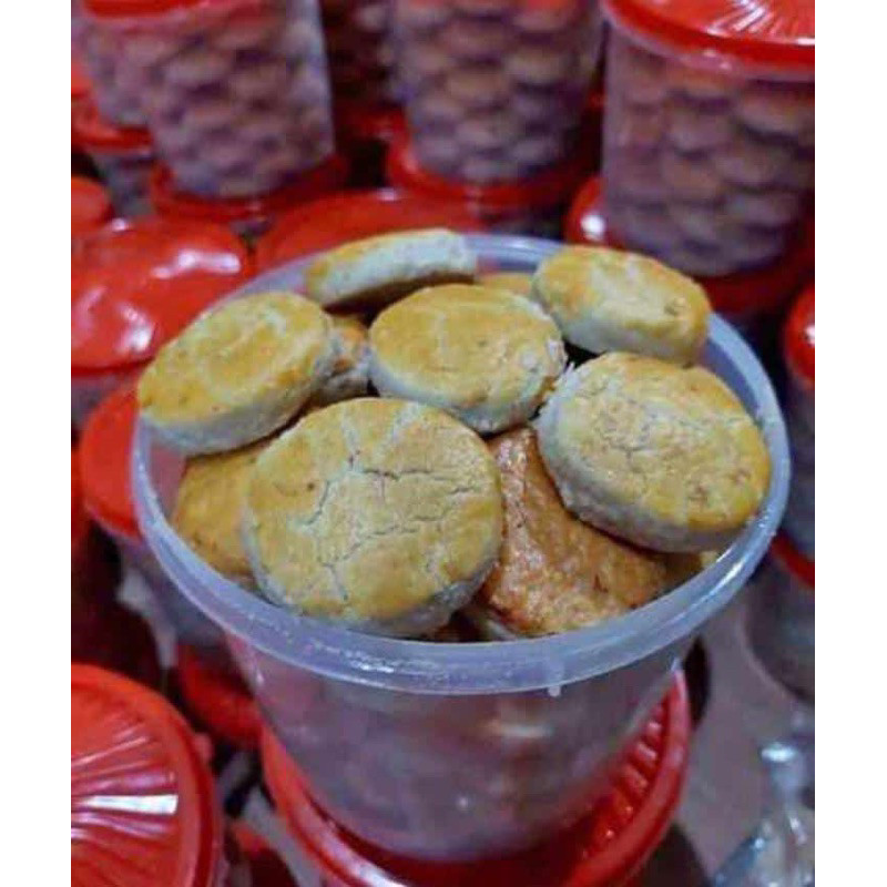 

Kue kacang Asli jember Dijamin Enak wajb coba