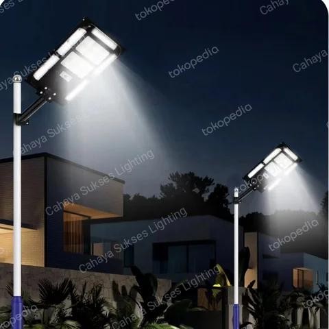 Laris Lampu Pju Tenaga Surya 200Watt Led Solar Cell